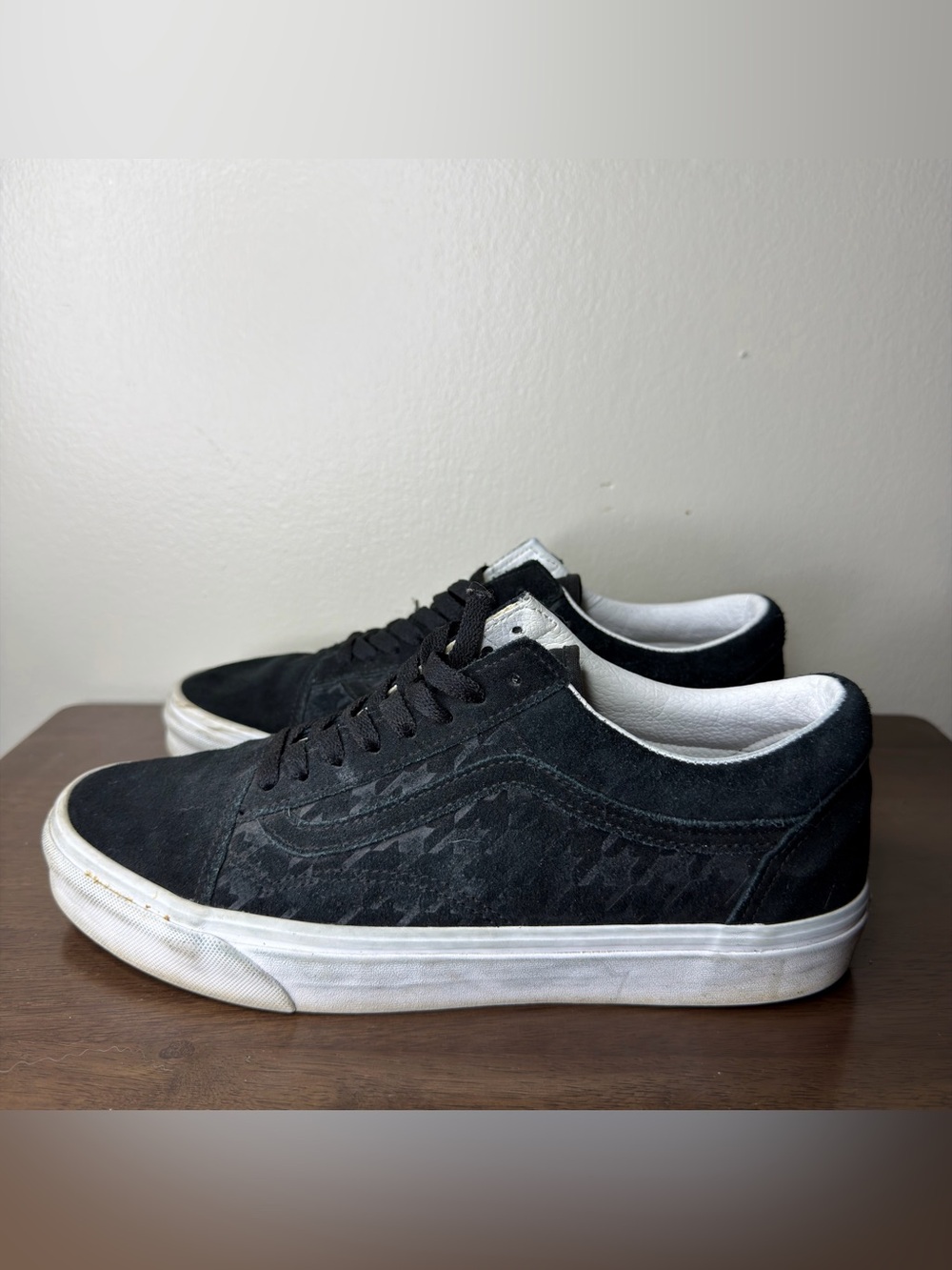 Vans Old Skool Houndstooth Black Suede Sneakers 9 Mens
